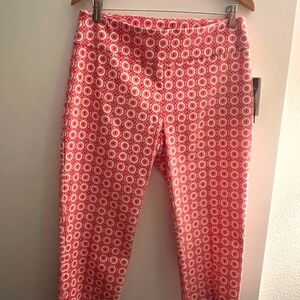 NWT Stretch Zac & Rachel Pull-on Capris Size 12